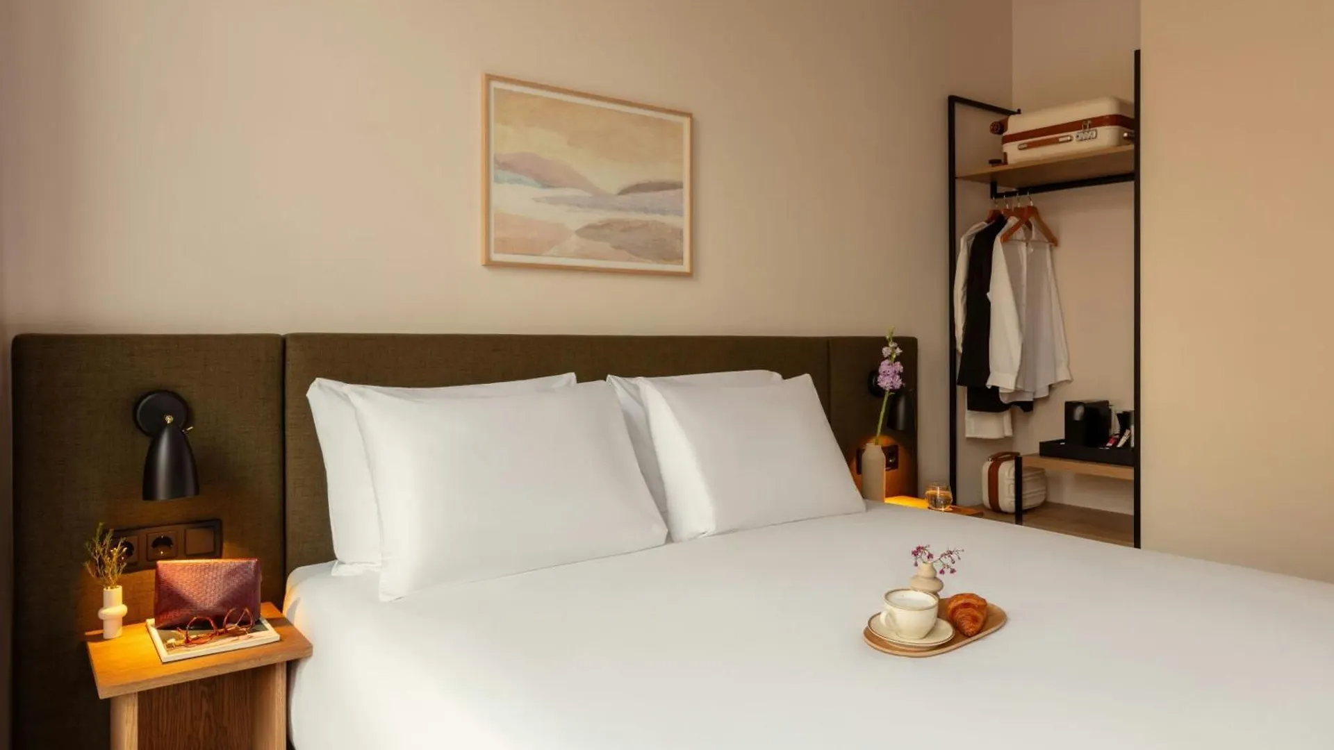 Middelland Hotel, Sonder By Marriott Bonvoy Роттердам 0*,  Нидерланды